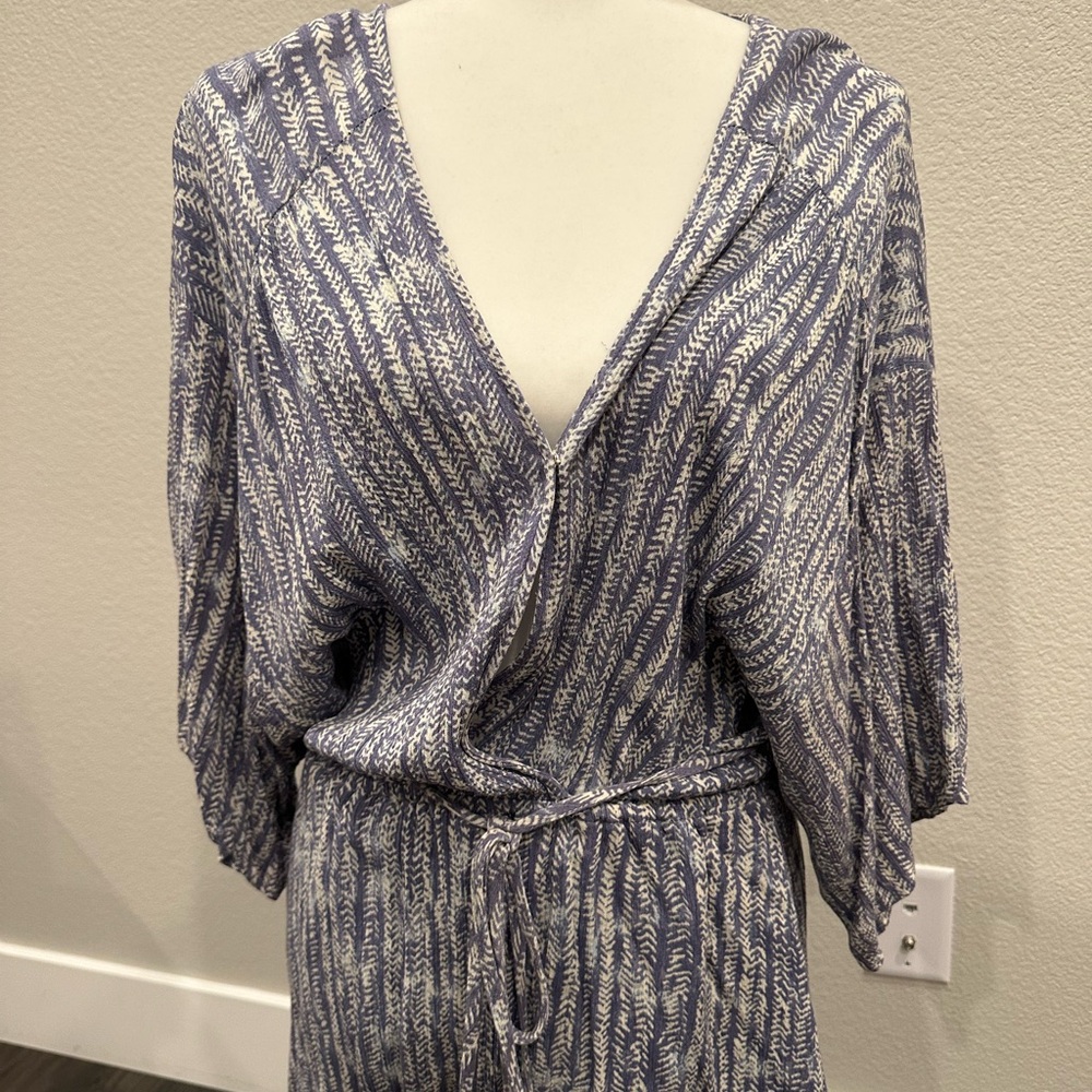 Size M Dress Forum Romper with tassel belt and closure at bust
